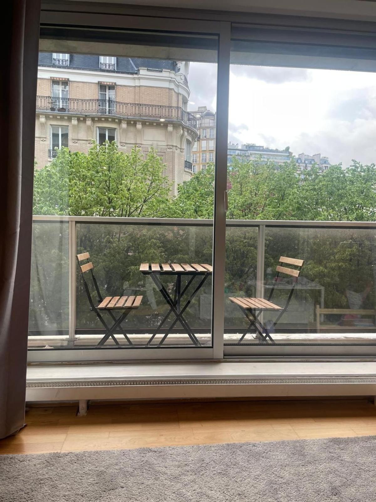 2 Bedrooms Tour Eiffel Trocadero 16 Appartement *