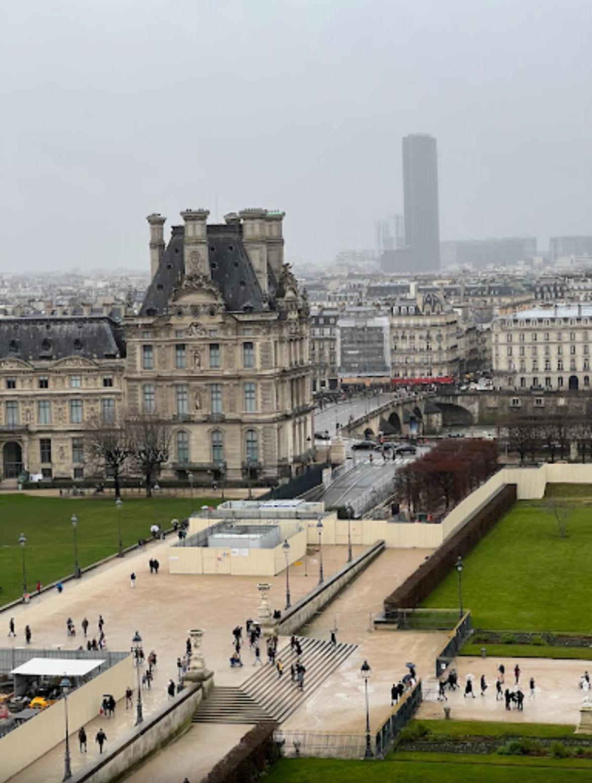 2 Bedrooms Tour Eiffel Trocadero 16 Appartement *